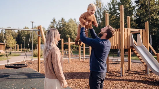 2026 QBP Passingonwealth Family At Playground